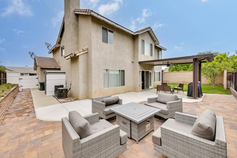 Lake Elsinore Vacation Rental  4 Mi to the Lake! — photo 3