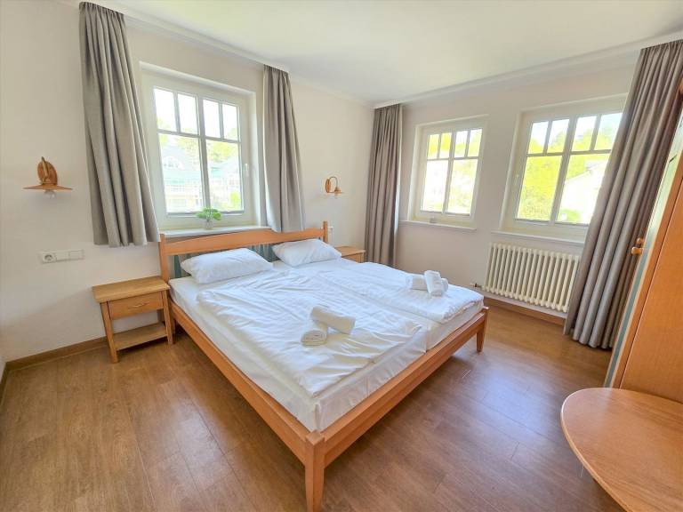 Klassik Ferienwohnung mit 2 Schlafzimmern und Balkon im Obergeschoss — photo 5
