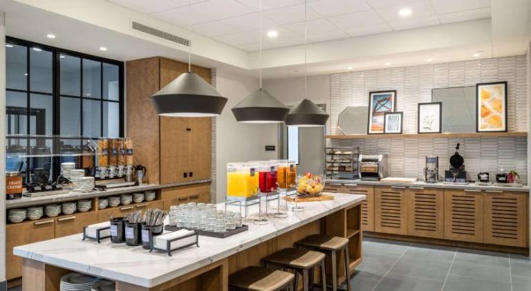 Homewood Suites by Hilton Toledo Downtown — photo 5