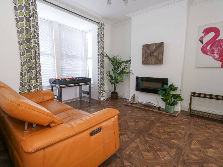 Family-friendly nice cottage with garden | Beach view | Next to the beach | Pets allowed — photo 3