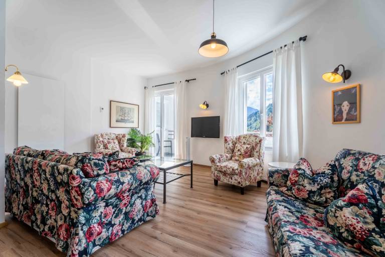 Child-friendly pleasant rental apartment | Mountain view | Ski nearby | Good for workation | Pets allowed — photo 3