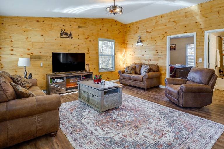 Serene Logan Retreat w/ Hot Tub & Stargazing Dome — photo 3