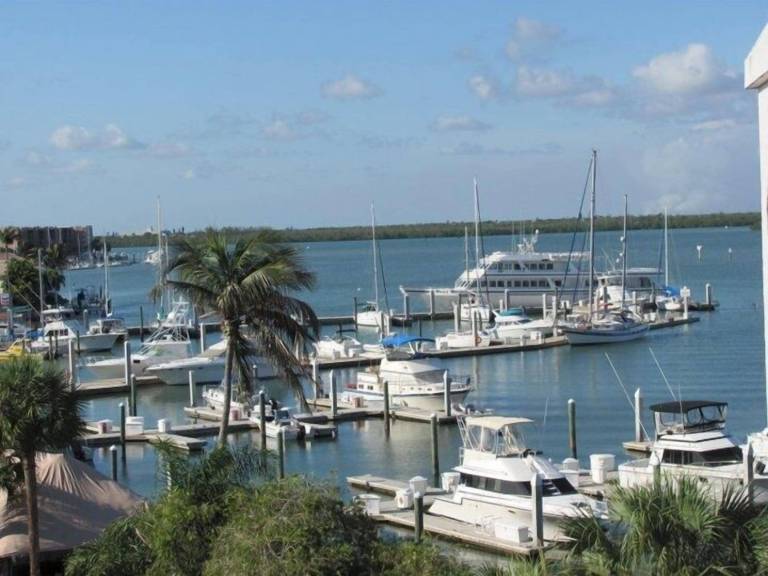 Condo Marco Island