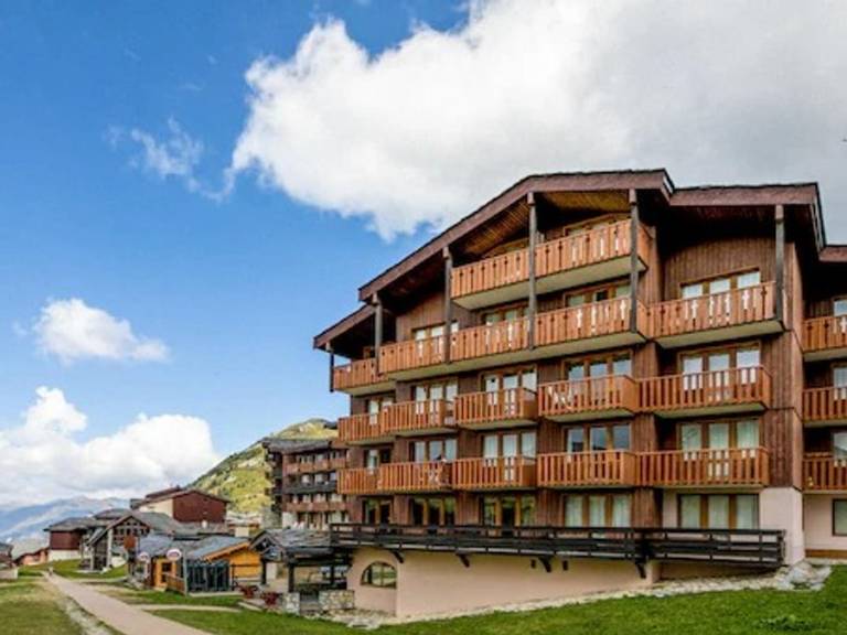 Family-oriented rental apartment | Ski nearby | Pet-friendly in La Plagne-Tarentaise