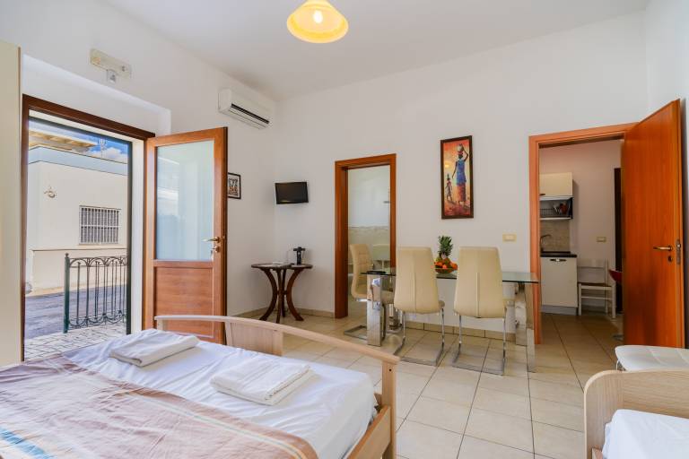 Holiday Home 'La Casetta Al Mare' with Wi-Fi and Air Conditioning — photo 2