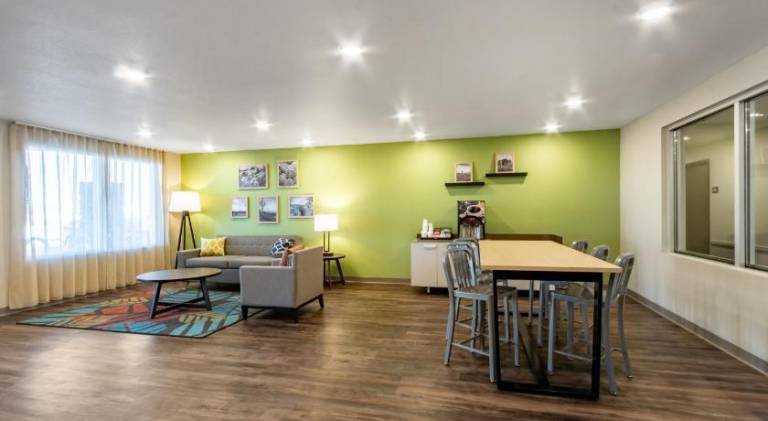 WoodSpring Suites Tolleson - Phoenix West — photo 3