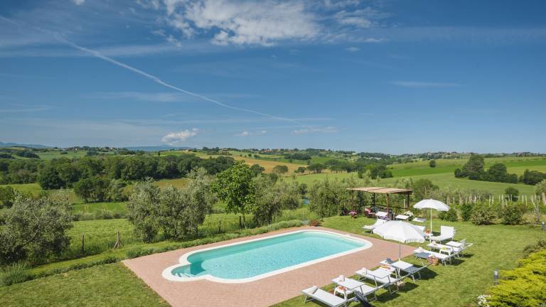 Fully equipped beautiful villa with private pool, garden & barbeque | Perfect for remote work | Pets are welcome — photo 4