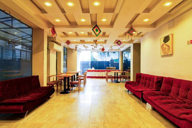 Super Townhouse New Town Formerly Krish Residency — photo 3
