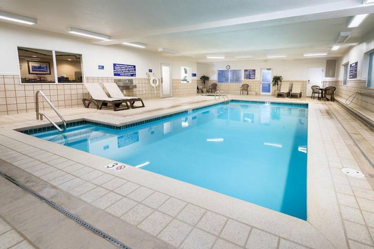 Crystal Inn Hotel & Suites - Great Falls — photo 3