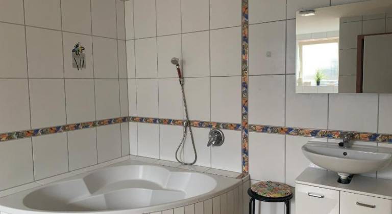 Holiday apartment with 2 rooms for 5 persons — photo 2
