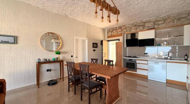 Villa with barbecue, terrace & private pool | Dogs allowed — photo 4
