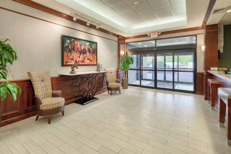 Hampton Inn Louisville-Northeast — photo 5