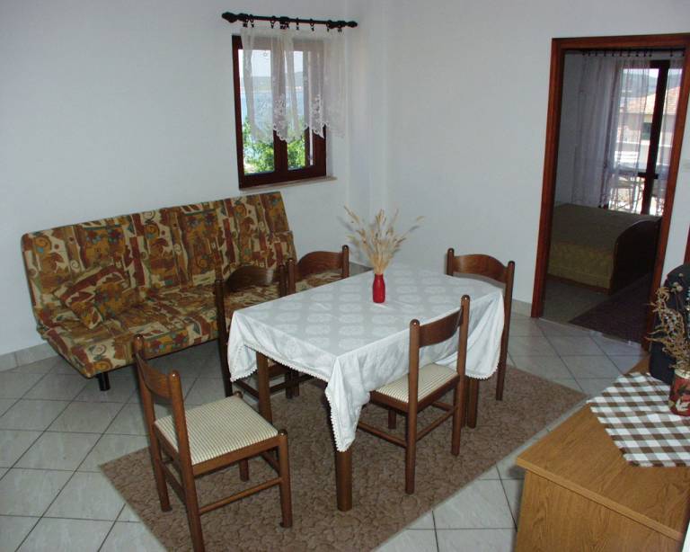 Two bedroom apartment near beach Pisak, Omiš (A-658-b) — photo 3