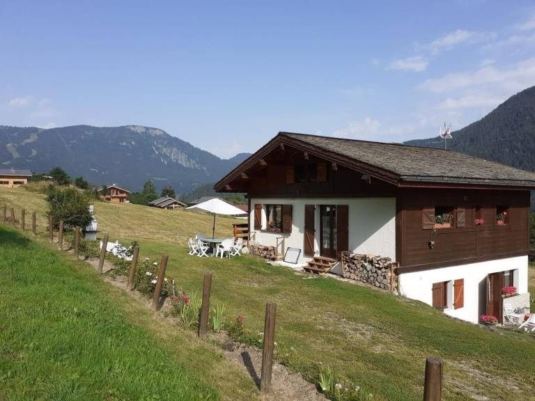 Chalet with garden, BBQ & terrace | Panoramic view — photo 5