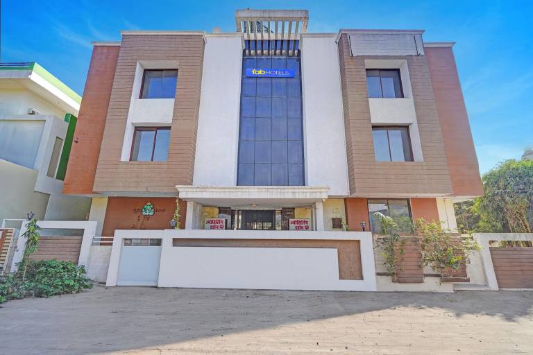 FabHotel Sandalwood Vibes