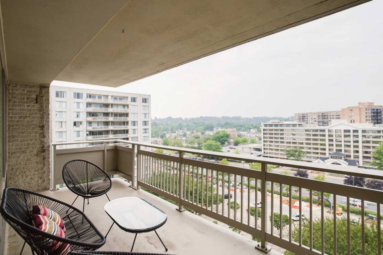 6 Minutes from Ronald Reagan Airport Spacious 3BR