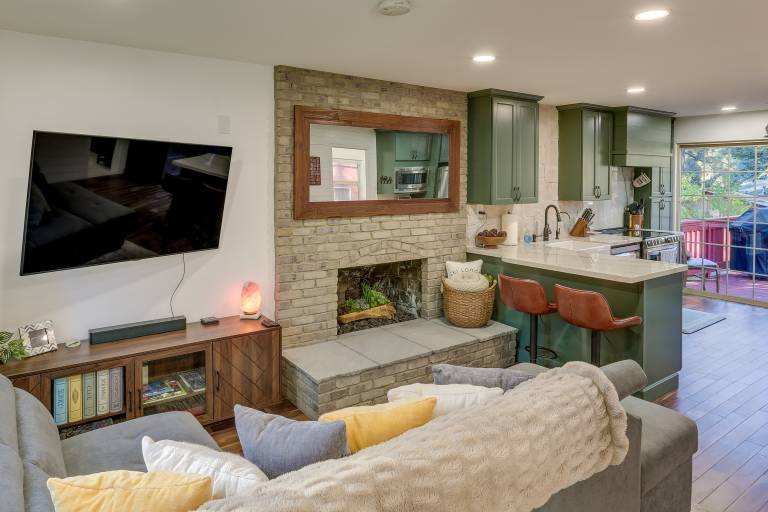 Cozy Wrightwood Cabin: Family & Pet Friendly! — photo 5