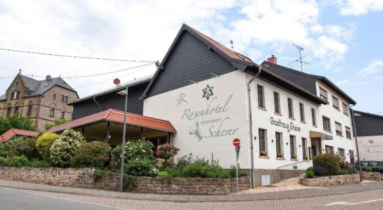 Rosenhotel Scherer in Neunkirchen