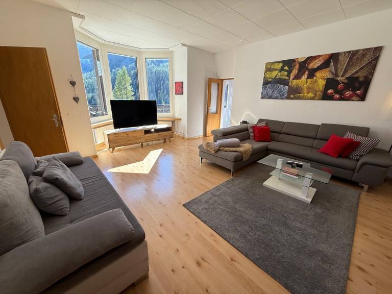 Family-friendly beautiful holiday apartment with terrace & barbeque | Next to the ski | Perfect for remote work | Dogs allowed — photo 2