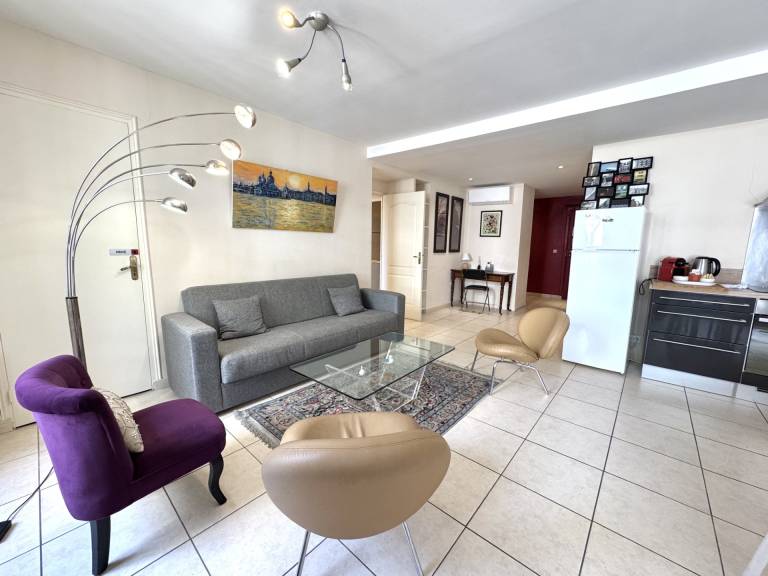 Rental apartment | Next to Castle Hill — photo 2