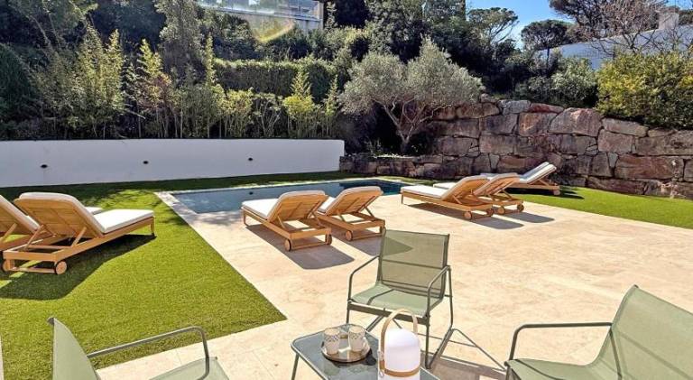 Villa with terrace, garden & barbecue — photo 3