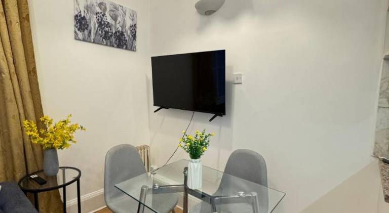 Holiday apartment with jacuzzi | Pet-friendly — photo 3