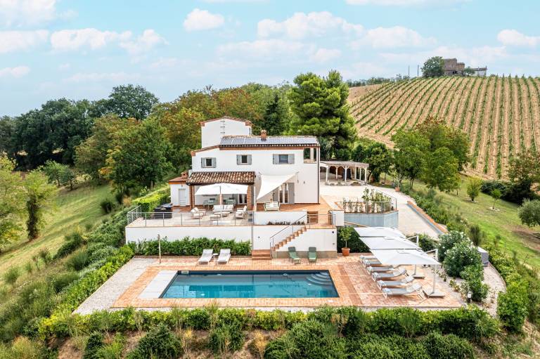 Villa Moglie