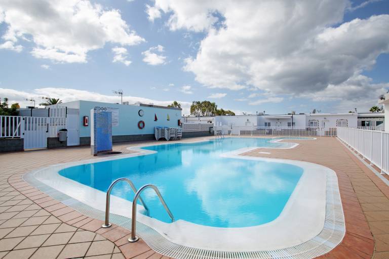 Bungalow Aloe Dunas: Jardín, piscina compartida y Wi-Fi rápido en Maspalomas — photo 2