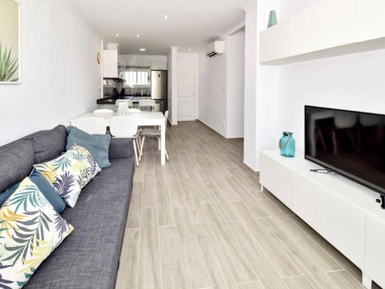 Holiday apartment with terrace — photo 3