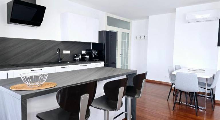 Holiday apartment with 2 rooms for 6 persons — photo 2