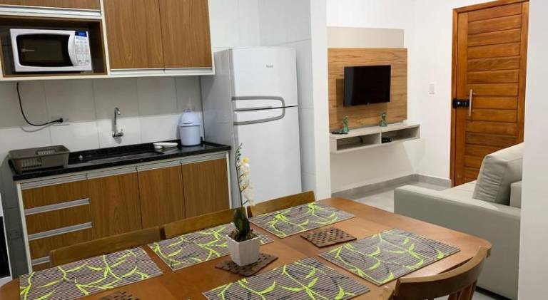 Rental apartment with BBQ & patio | Beach nearby | Pets allowed — photo 3