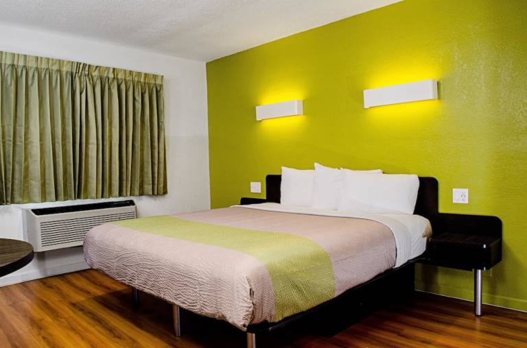 Motel  Ceres