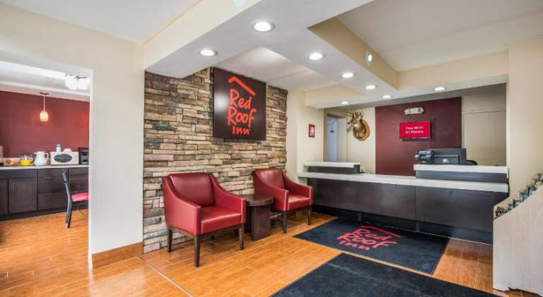Red Roof Inn Caryville — photo 5