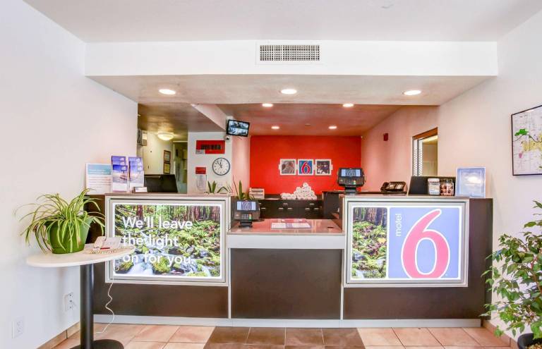 Motel 6 Grants Pass, OR — photo 3