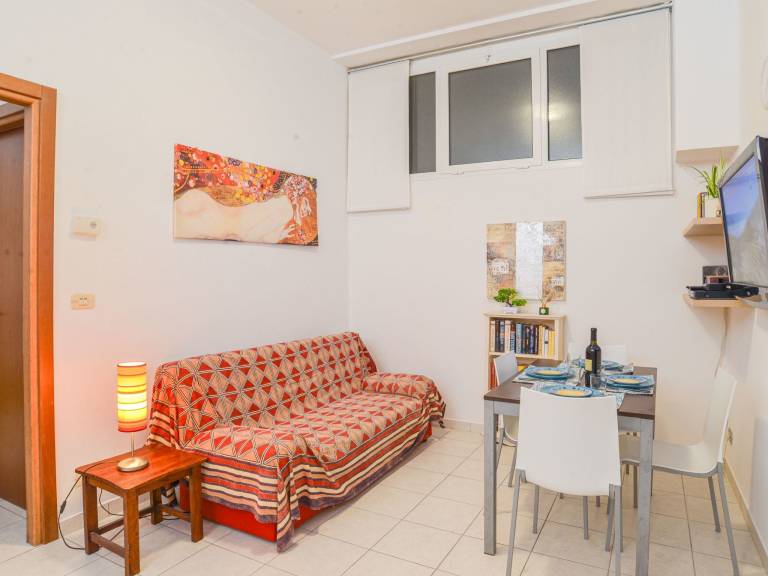 Holiday apartment with 2 rooms for 5 persons — photo 4