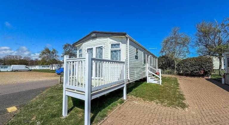 Homely 6 Berth Caravan At Belle Aire Holiday Park Ref 00044Ba — photo 5