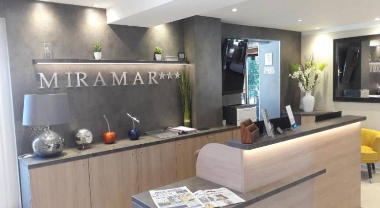 Hotel Miramar- Cap d'Antibes - La Garoupe plage — photo 4