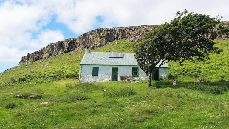 House Small Isles