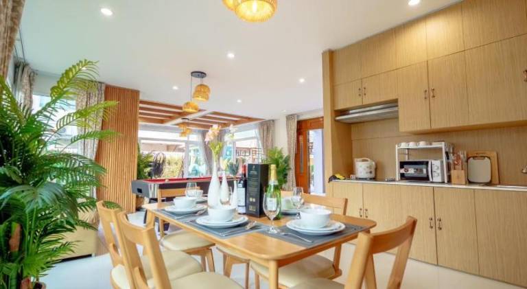 Charming villa with pool | Pets are welcome — photo 2