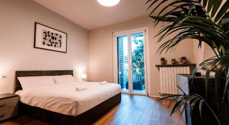 Holiday apartment | Next to Fontana del Delfino in Bergamo