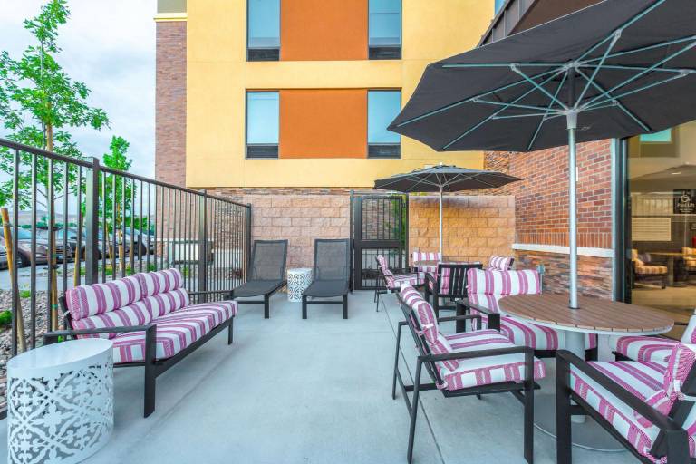 Hampton Inn & Suites Reno/Sparks — photo 5