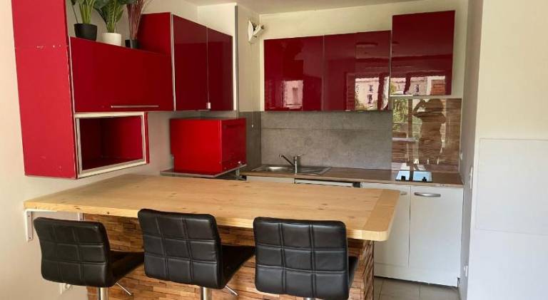 Charming holiday apartment | Pets are welcome in Gennevilliers