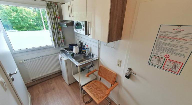 Serviced apartment with terrace & yard | Pets allowed — photo 5