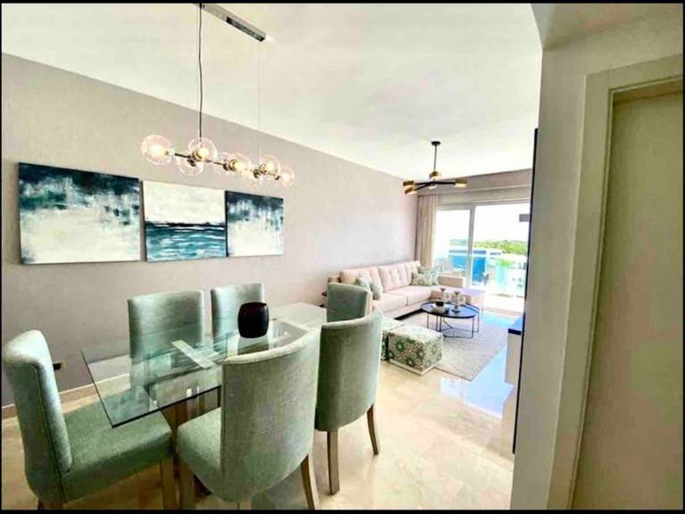 Rental apartment with patio, hot tub & pool | Pool view — photo 4