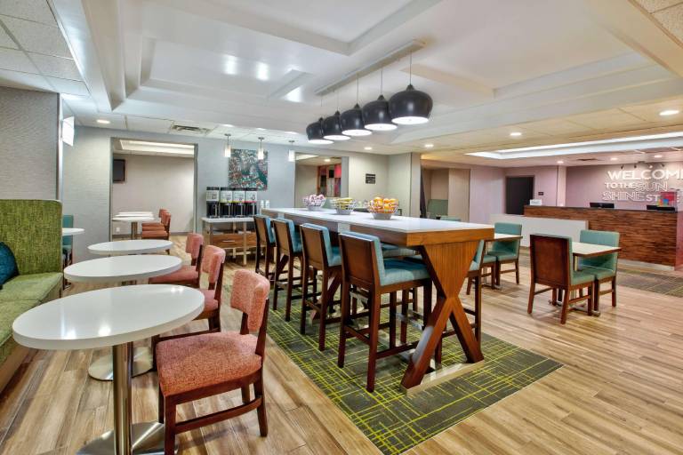 Hampton Inn Daytona/Ormond Beach — photo 5