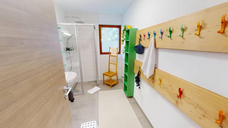 Holiday apartment with patio & garden — photo 4
