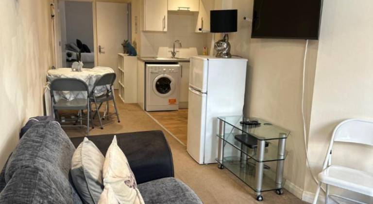 Eastbourne Beachfront Apartments — photo 2