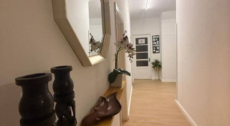 Self-Check in Sunny & Charming Apt — photo 4