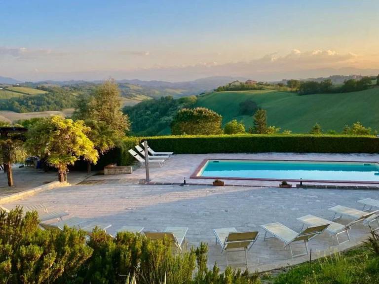 Fully equipped charming vacation home with private pool, terrace & grill | Mountain view | Pet-friendly — photo 3