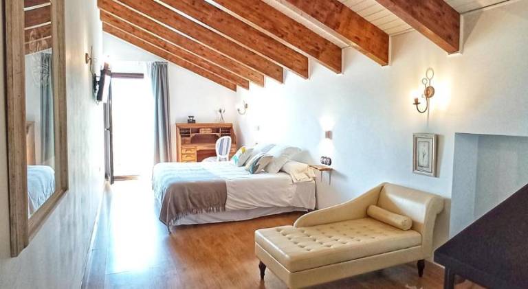 Hotel Boutique La Casa del Rio in Huesca